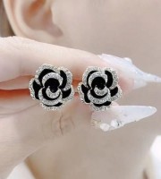 Black Rose Ear Ring
